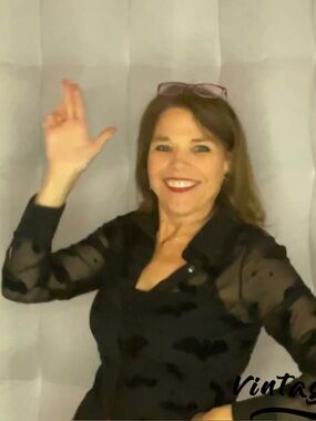 Meet your Posher, Melanie